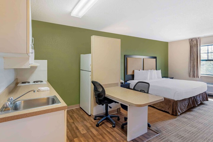 Room 14 of 29