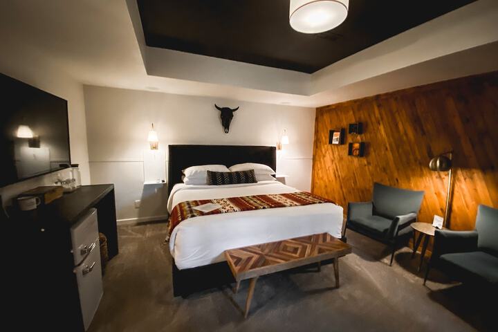Room 35 of 111