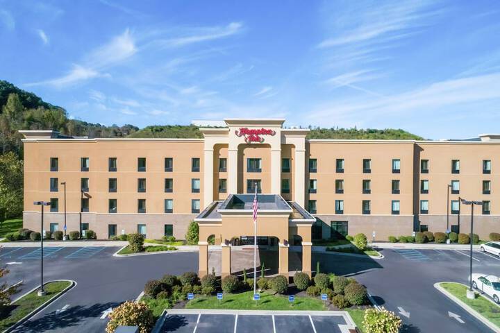 Hotel 2 of 43