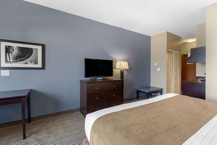 Best Western Plus Fort Saskatchewan Inn & Suites
