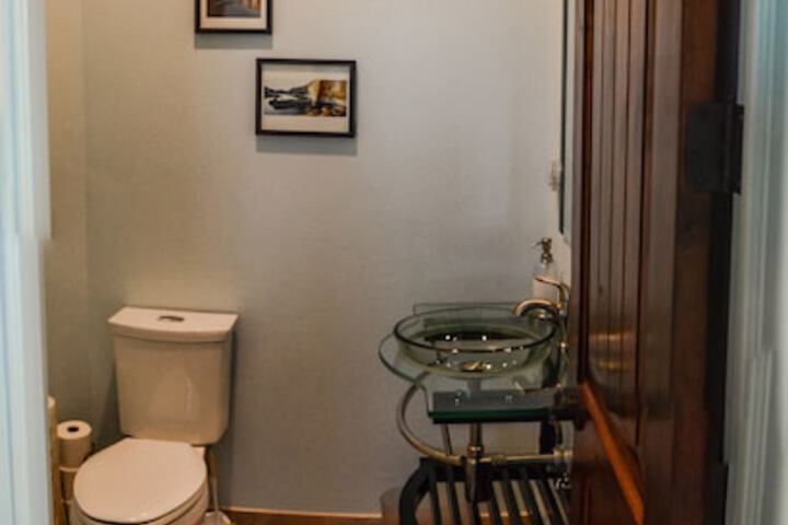 Room 43 of 58