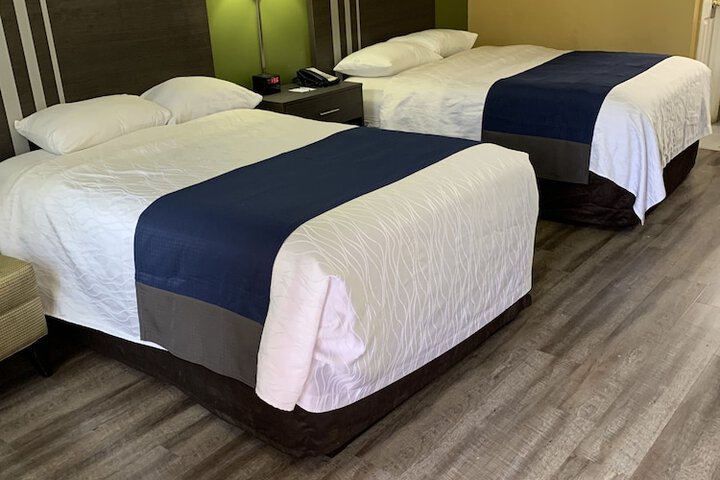 Room 33 of 44