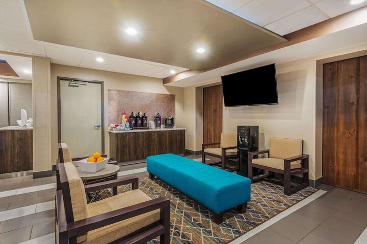 Hotel Interior 15 of 49
