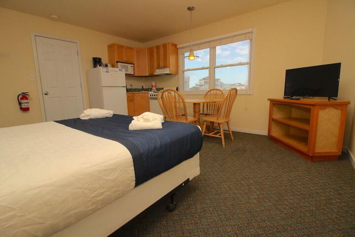 Room 19 of 48