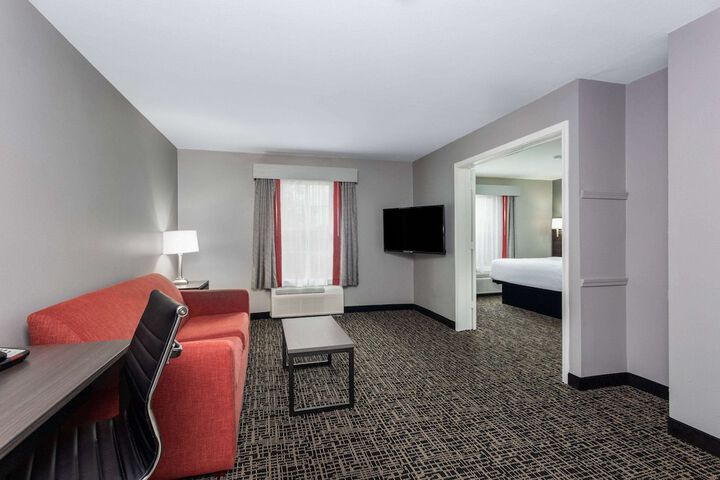 Room 41 of 57