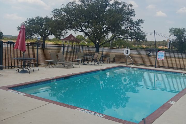 Pool 5 of 46