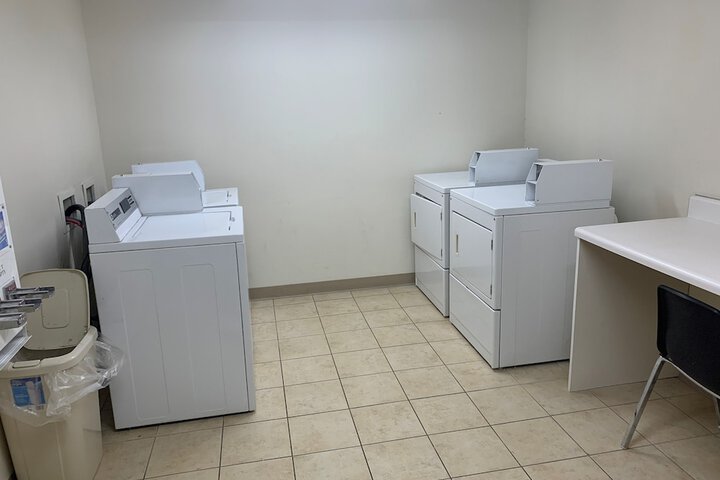 Room 53 of 88