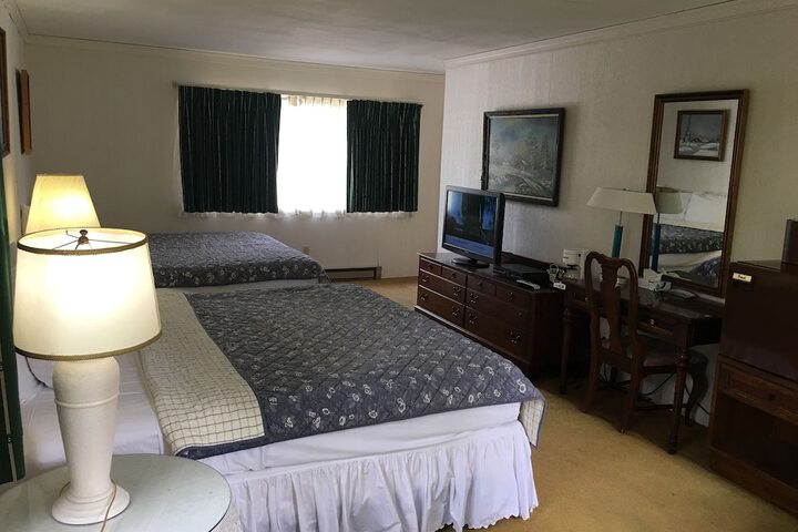 Room 35 of 81