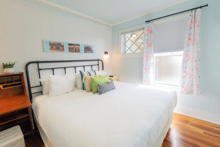 Ocean House Hotel & Motel