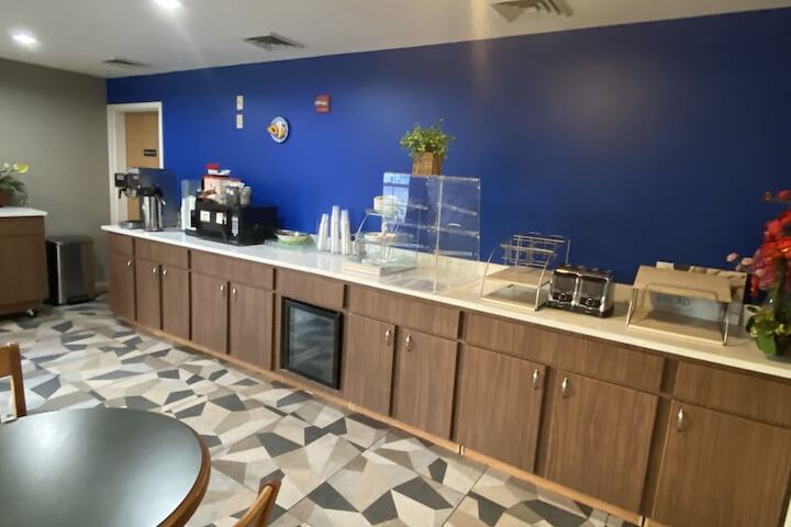 Coos Motor Inn