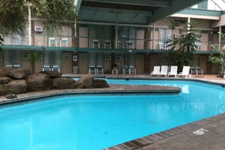 Pool 14 of 66