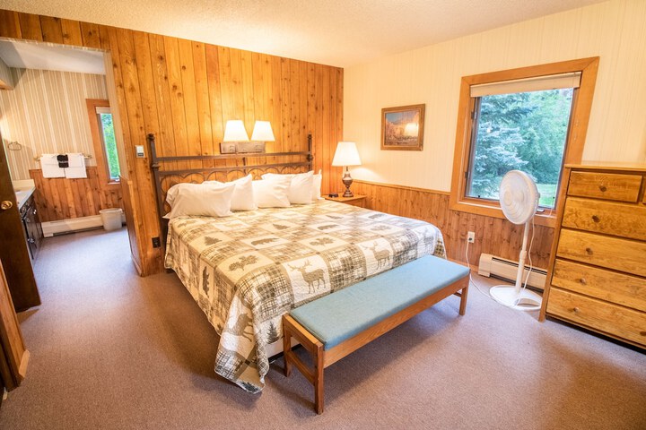 Room 154 of 261