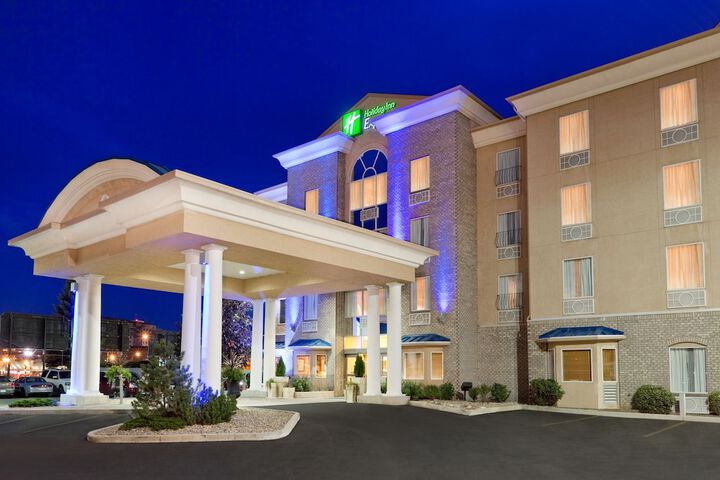 Hotel 2 of 42