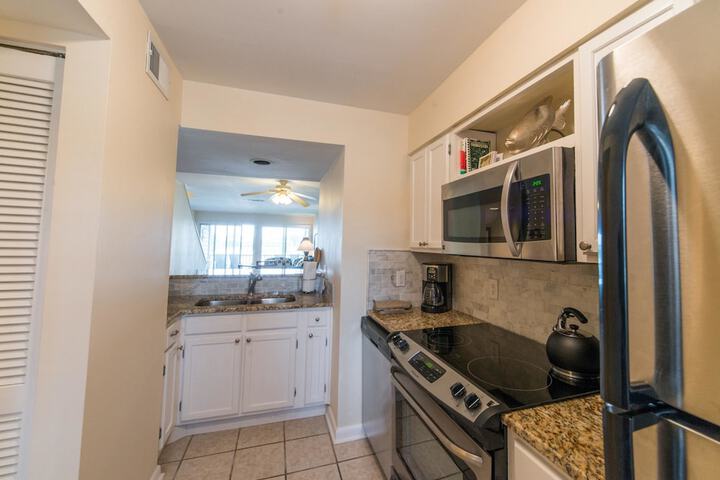 MARINERS CAY 45 2 Bedroom Holiday Home by My Ocean Rentals