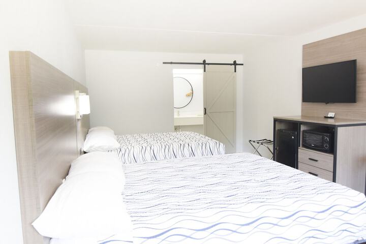 Room 12 of 21