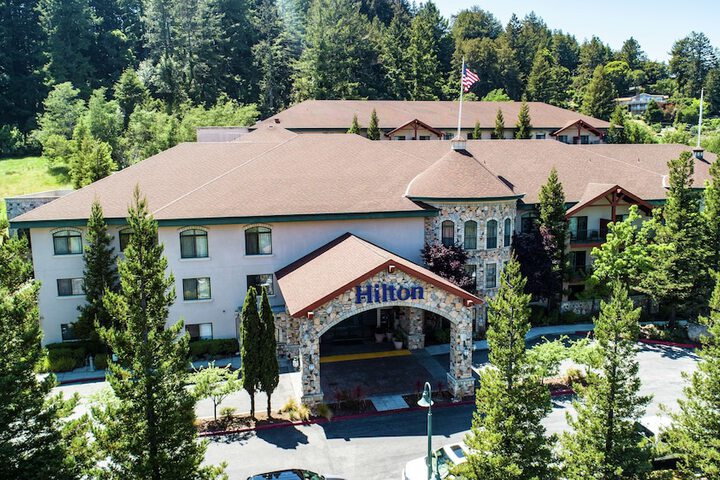 Hotel 7 of 77