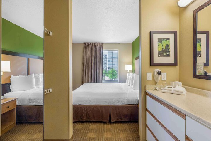 Room 21 of 47