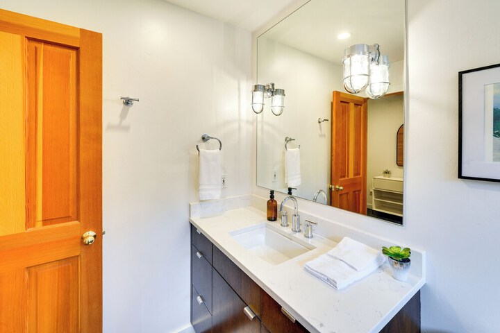 Walk to Main St. & Lifts: Ketchum Townhouse!