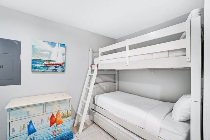 Room 284 of 954