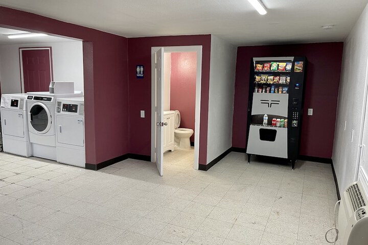 Room 70 of 155