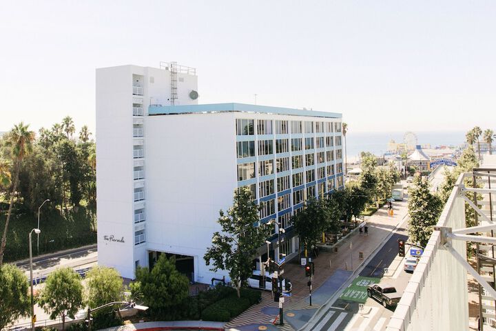 Hotel 4 of 57