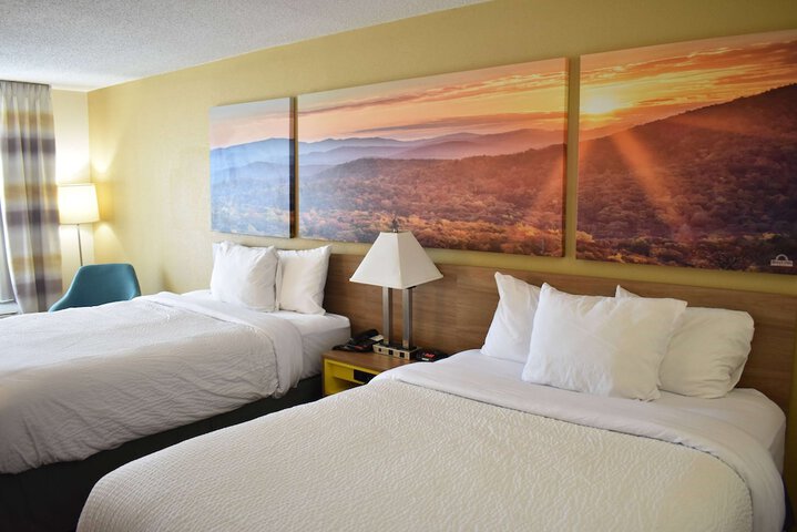 Room 18 of 23