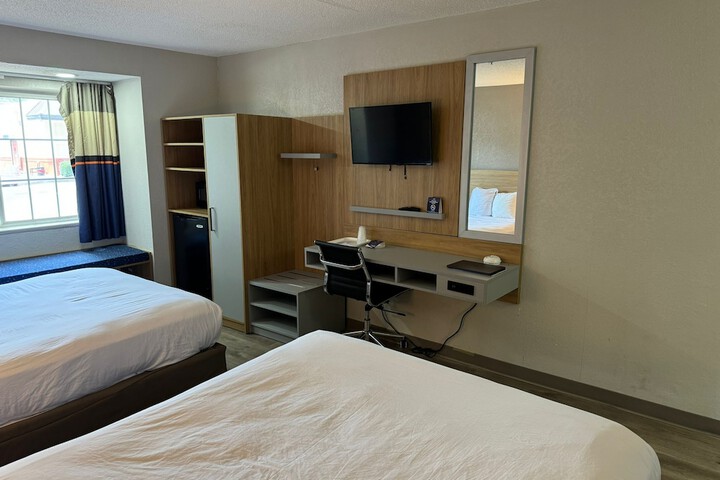 Room 20 of 26