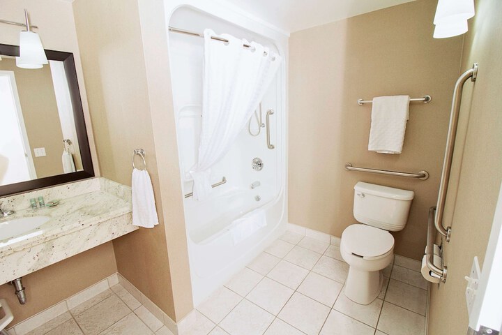Room 16 of 54