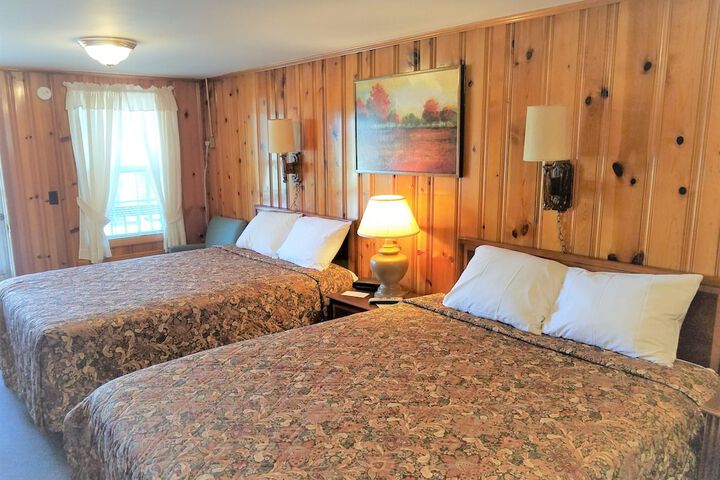 Room 8 of 27
