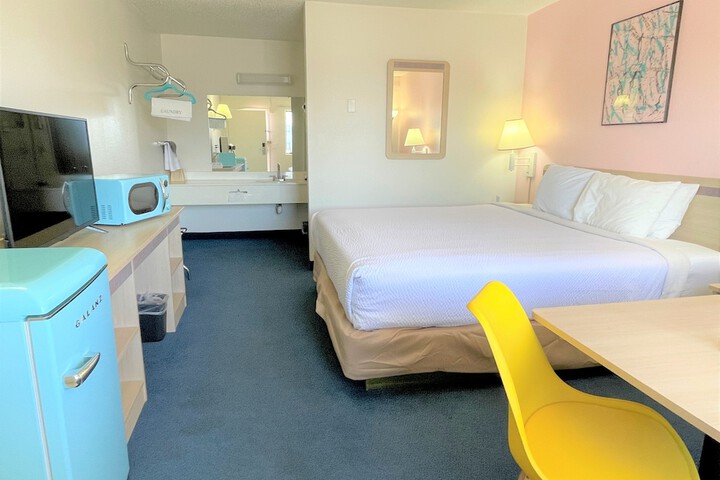 Room 47 of 74