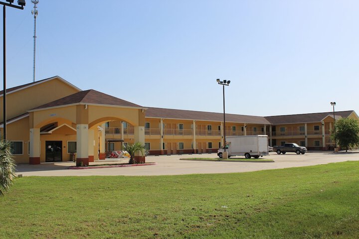 Hotel 3 of 35