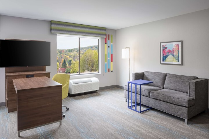 Room 21 of 47