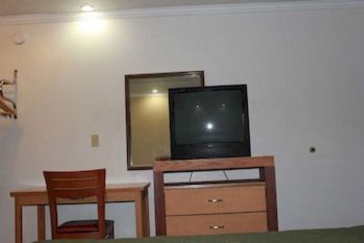 Holiday Lodge