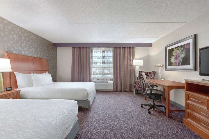 Room 7 of 18