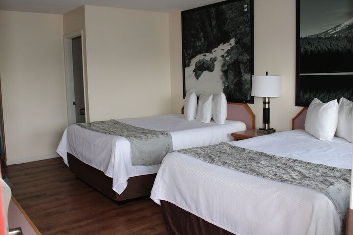 Room 14 of 22