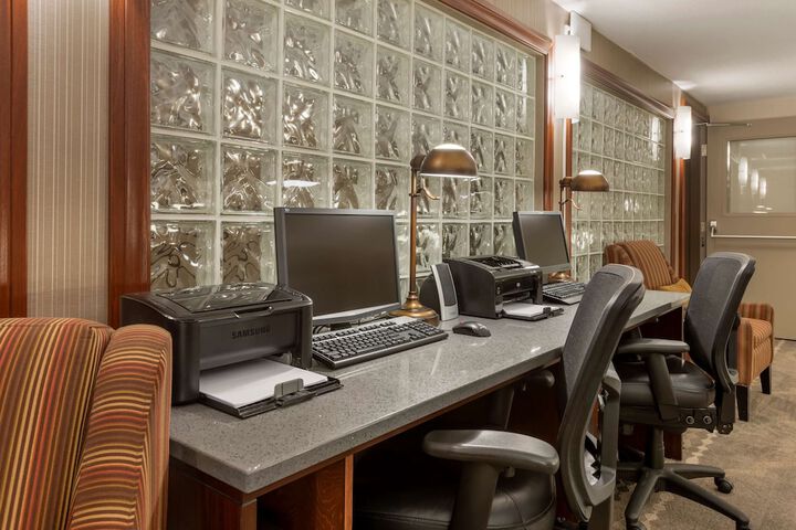 Business Center 88 of 88