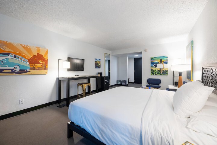 The Highlander Hotel Iowa City an Ascend Collection Hotel