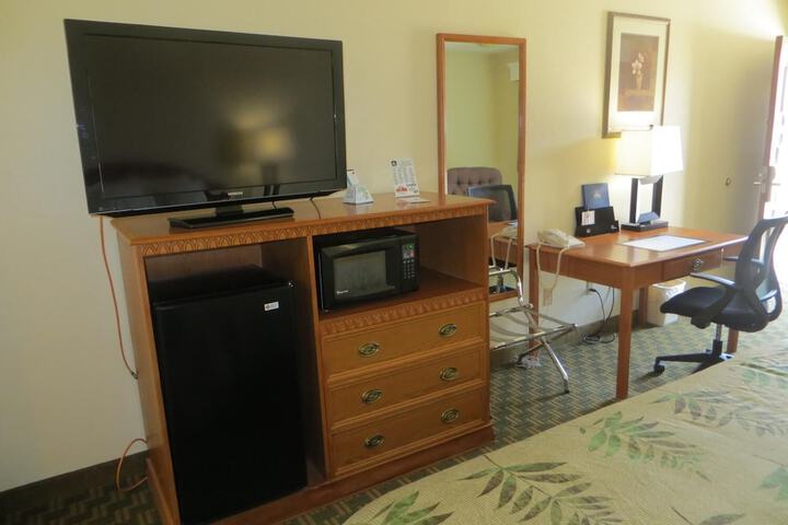 Red Coach Inn