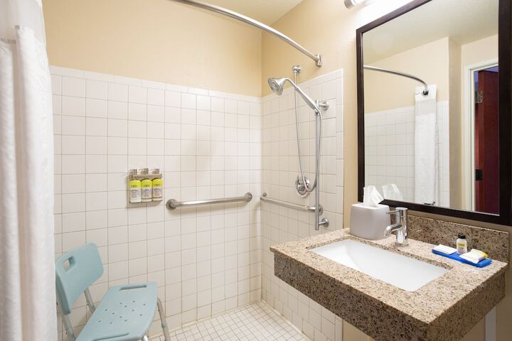 Room 15 of 29