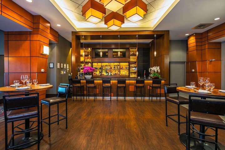 Grand Park Hotel Vancouver Airport an Ascend Collection Hotel
