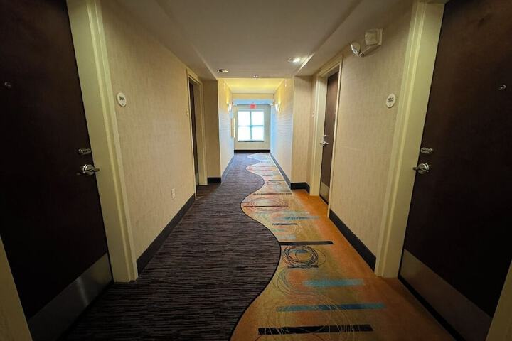 Comfort Inn & Suites Lexington Park near Pax River