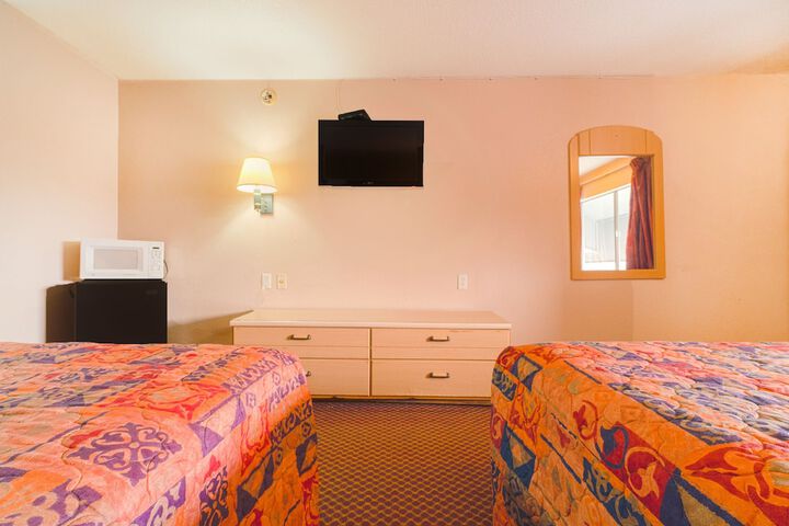 Room 48 of 51
