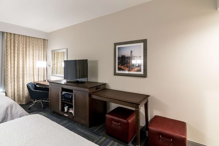 Room 28 of 54