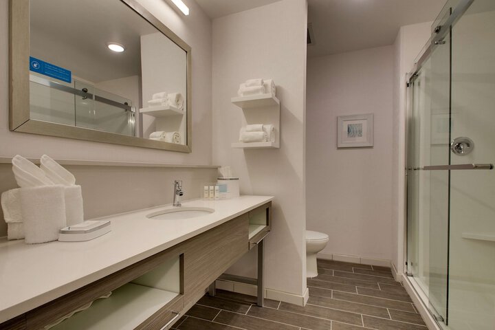Room 45 of 72