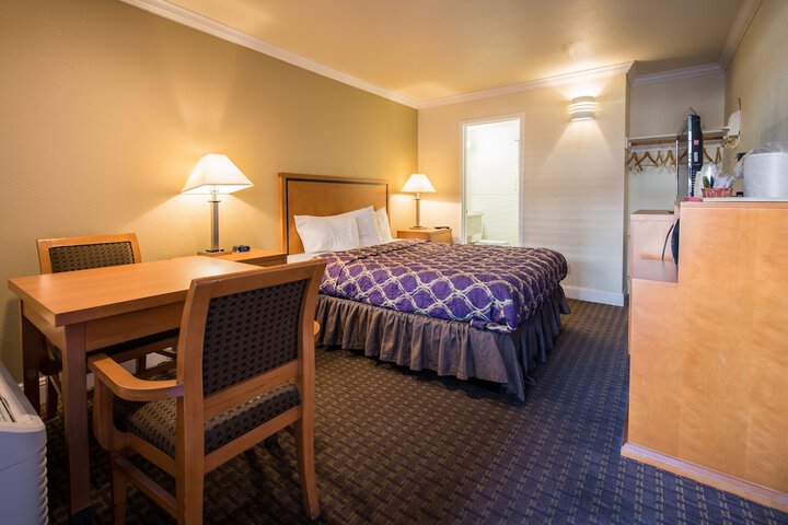 Room 37 of 50