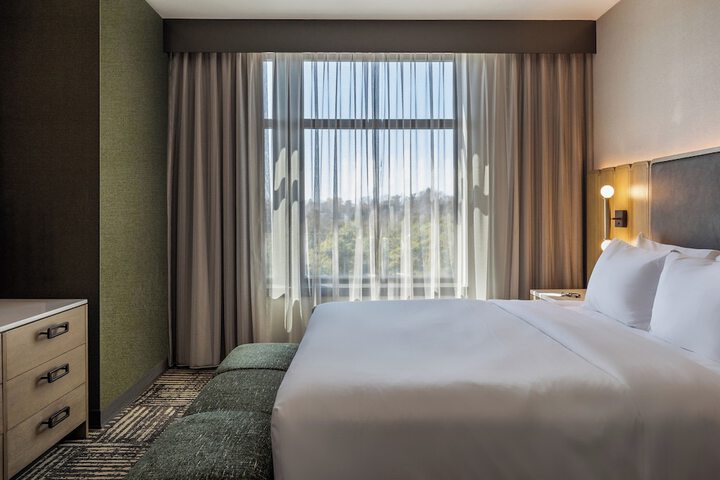 DoubleTree by Hilton Burlington Vermont