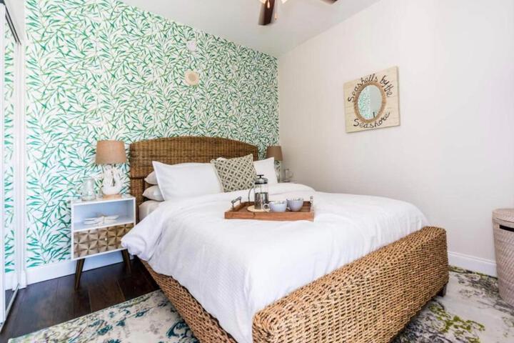 Tropical Coastal Resort Boynton Beach