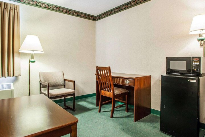 Room 23 of 25