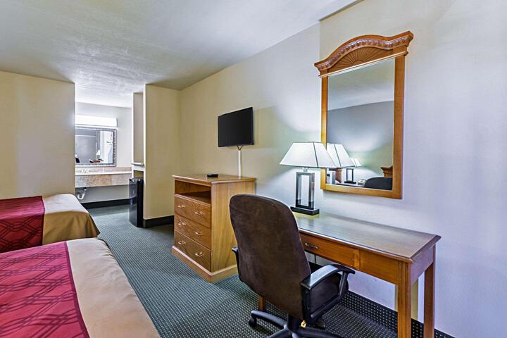 Econo Lodge Baytown
