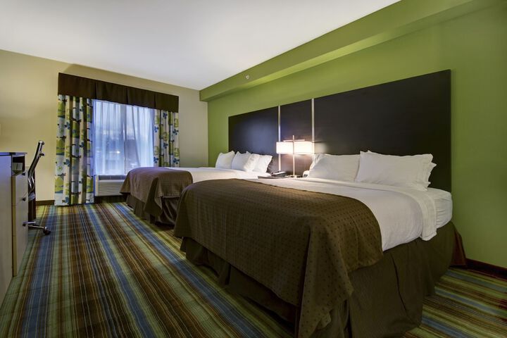 Room 15 of 38